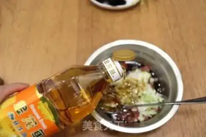 Make Four-Girl dumplings step 3
