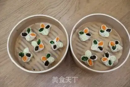 Make Four-Girl dumplings step 10