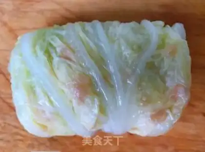 Make The cabbage pack step 6