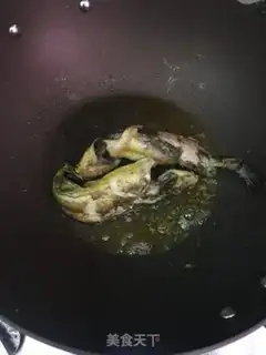 Make Pickled bean curving yellowfish soup step 5