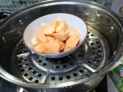 Make Cinnamon mashed potatoes step 1