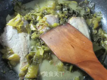 Make Carrot, garlic, fried meat step 9