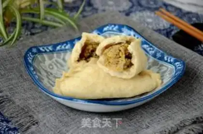 Make All-wheat carrot beef buns step 8