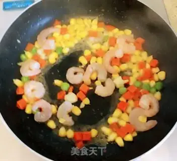 Make Shrimp rice step 2