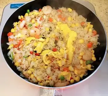 Make Shrimp rice step 3
