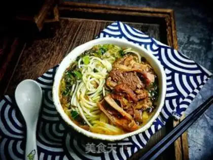 Make Tasty, spicy, spicy oxen noodles step 8
