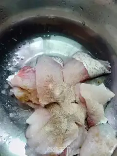 Make Soccer fish soup step 1