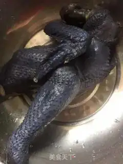 Make The chicken is for soup step 0