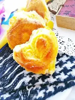 Make Coconut heart bread step 30