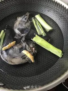 Make Mouthy chicken step 1