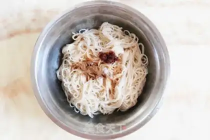 Make Homemade plain noodles step 1