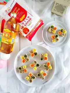 Make Four-Girl dumplings step 16