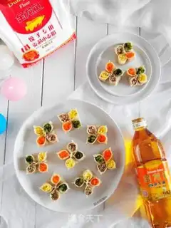 Make Four-Girl dumplings step 20