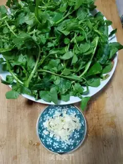 Make Garlic pastry step 0