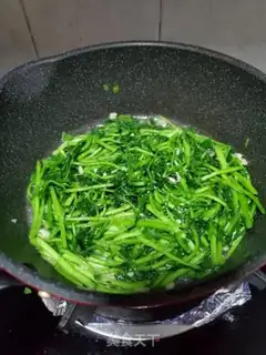 Make Garlic pastry step 3