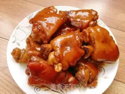 Make Tasty red-hot pig hoof step 5