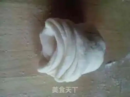 Make Bean rolls step 17