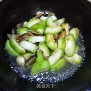 Make Shrimp mushrooms and melons step 6