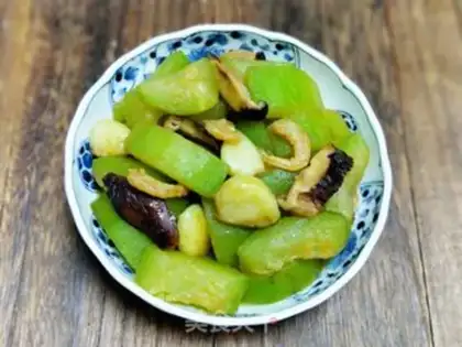 Make Shrimp mushrooms and melons step 8