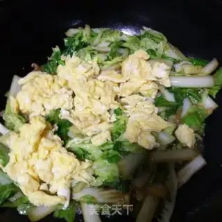 Make Eggs and pastry step 8