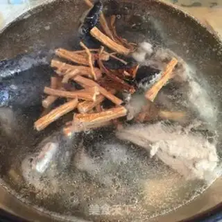 Make Red-tree party chicken soup step 3