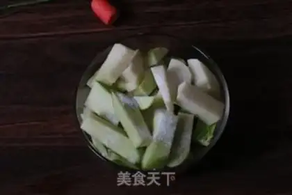 Make Homemade pickles step 1
