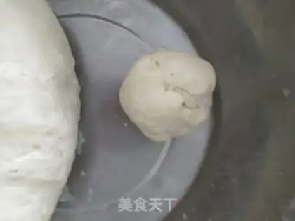 Make Home-cooked chicks have cakes step 2