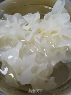 Make The silver spoon of a flower step 0