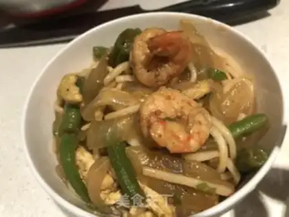 Make Shrimp noodles step 15