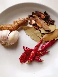 Make Red burning pig hoof step 3