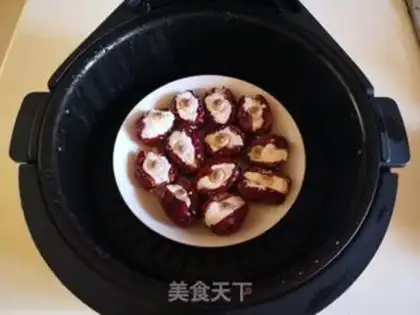 Make ♪ Lotus red dates laugh ♪ step 5