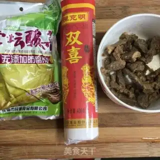 Make Sour beef noodles step 0