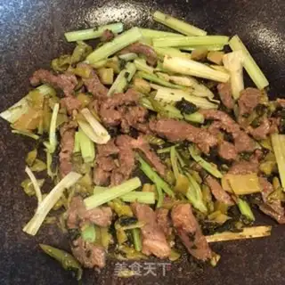 Make Sour beef noodles step 4