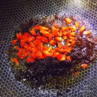 Make Egg sauce noodles step 5
