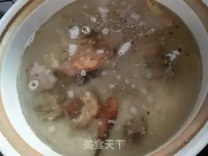 Make Roasted duck skeleton soup step 3