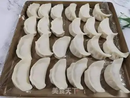 Make Pork dumplings step 5