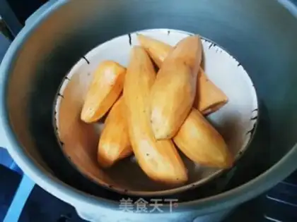 Make Snow Potato Corps step 1