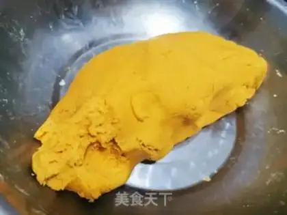 Make Snow Potato Corps step 2