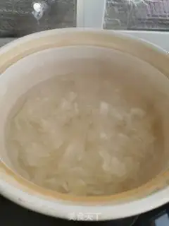 Make Silver-eared pumpkin milk step 2