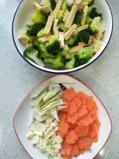 Make Tofu makes broccoli step 4