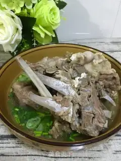 Make Sour spicy sauerkraut noodles step 0
