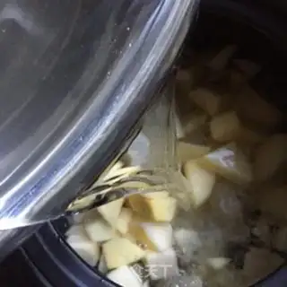 Make Silver-eared apple sugar step 3