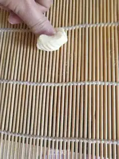 Make Fired cat ears step 6