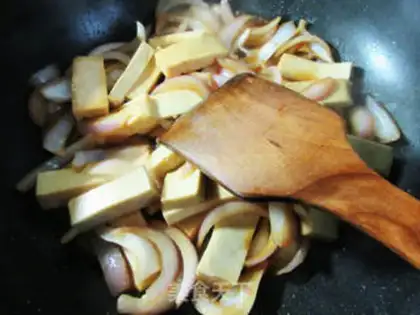 Make Onion fried tofu step 6