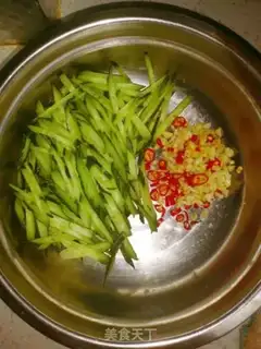 Make Cucumber piping step 5