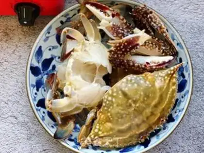 Make Seafood crab porridge step 0