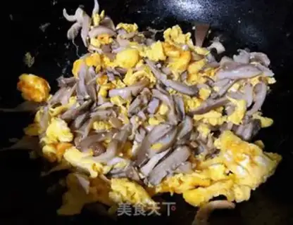 Make Fry eggs step 7