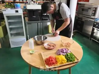 Make Shrimp pizza step 4