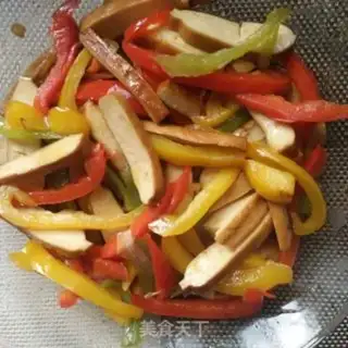 Make Doudou makes three-colour peppers step 6