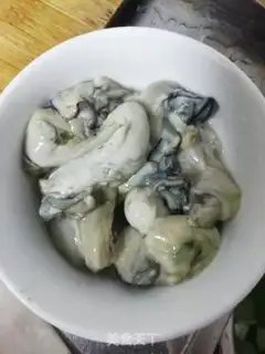 Make Pyramid oyster soup step 1